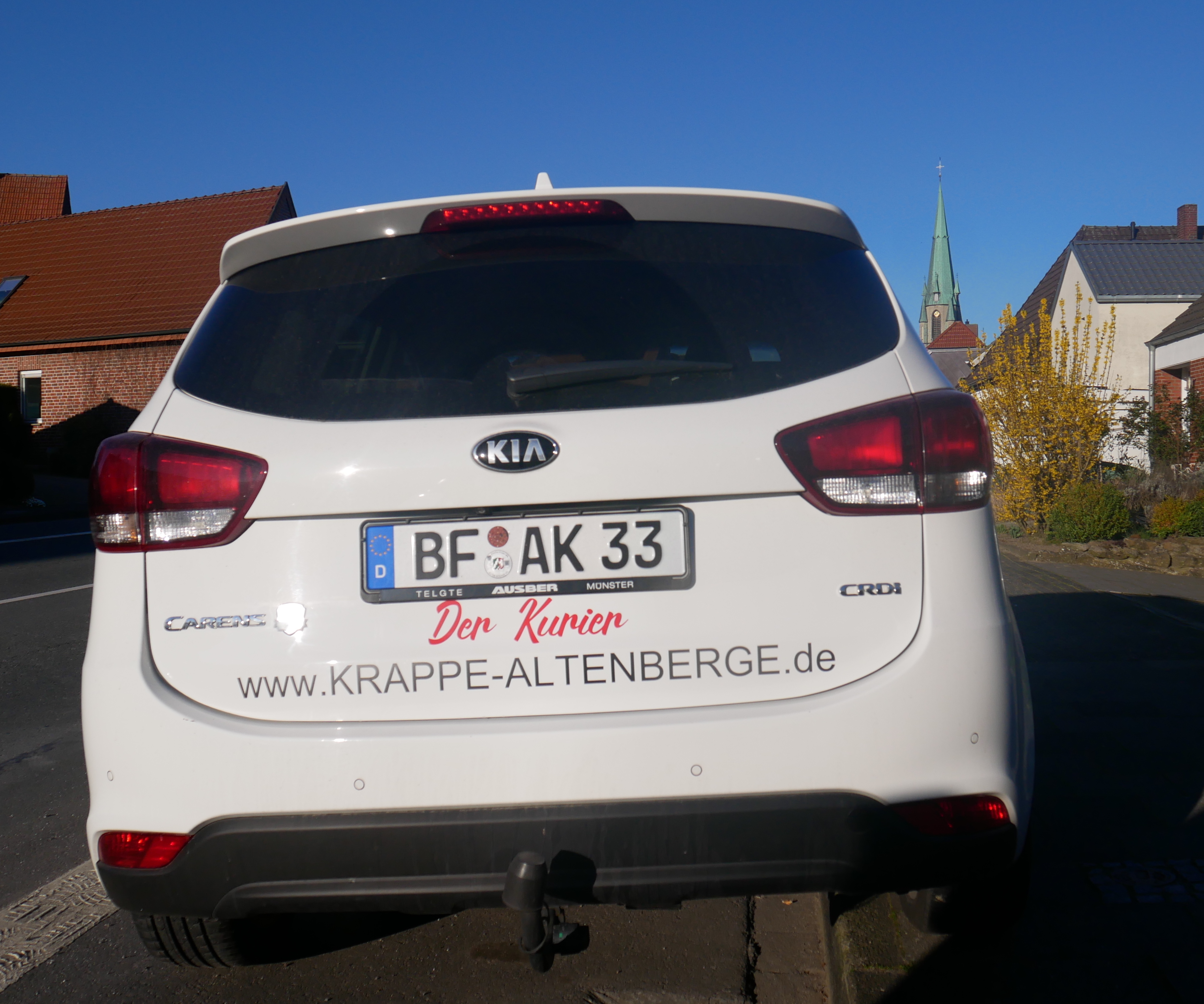 Eines unserer Fahrzeuge f&uuml;r den schnellen Kleintransport , z.b. Laborproben